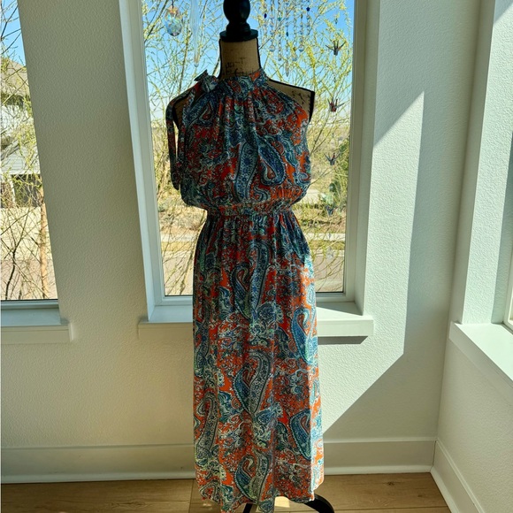 Sleeveless Orange Paisley Maxi Dress - Picture 2 of 5